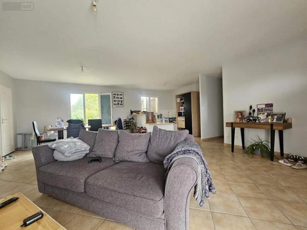 Location - Maison Chevroux 01190 4 pièces 88 m 2