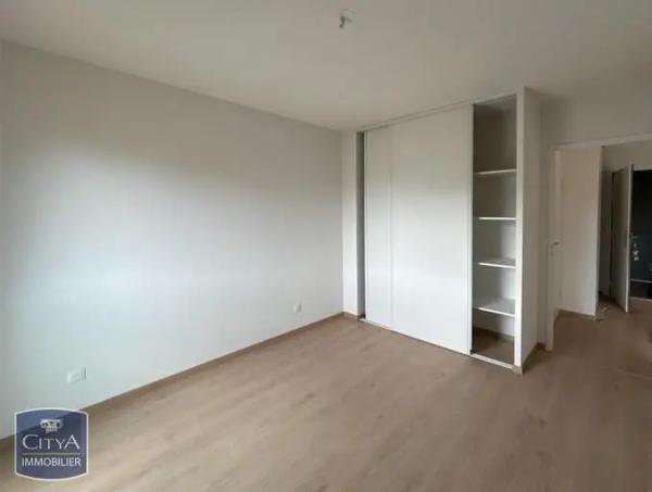 Appartement à louer 2 pièces 40.39m² Pins-Justaret (31860)