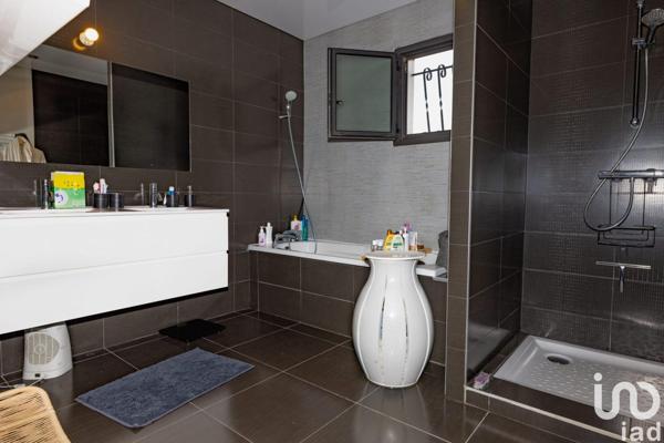 House for sale 4 rooms 115 m² Bellegarde