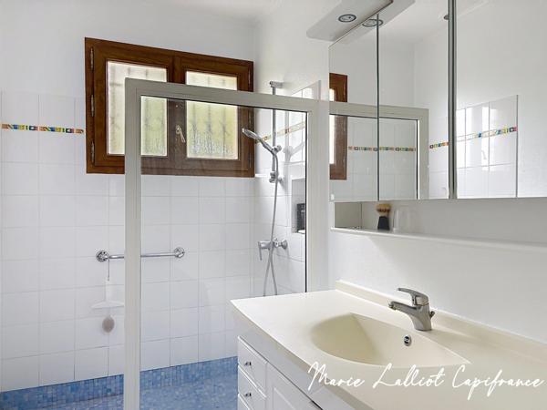 Maison à vendre 6 pièces, 171m², Le Malesherbois, 5 chambres, plain pied, monte charge, 2 garages, au calme