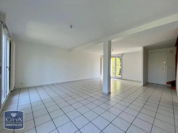 Maison à louer 6 pièces 117.12m² Chartres (28000)