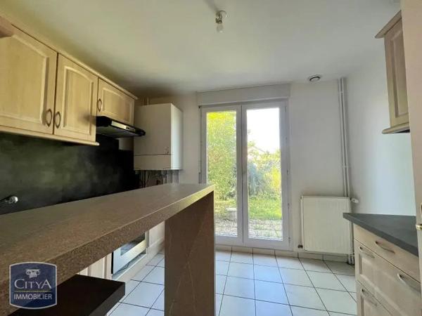Maison à louer 6 pièces 117.12m² Chartres (28000)