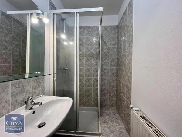 Maison à louer 6 pièces 117.12m² Chartres (28000)