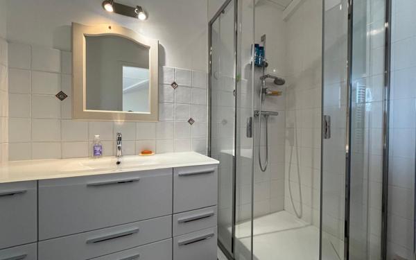 Maison à vendre    5 pièces •  Saint-Martin-de-Seignanx