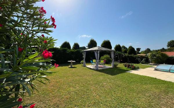 Maison à vendre    5 pièces •  Saint-Martin-de-Seignanx