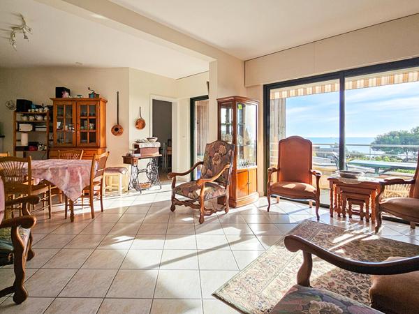 LA ROCHELLE - LES MINIMES VUE MER APPARTEMENT TYPE 5  La rochelle