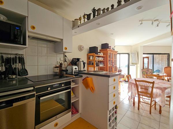 LA ROCHELLE - LES MINIMES VUE MER APPARTEMENT TYPE 5  La rochelle