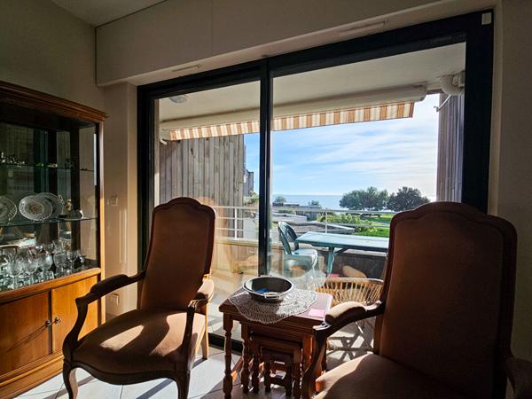 LA ROCHELLE - LES MINIMES VUE MER APPARTEMENT TYPE 5  La rochelle