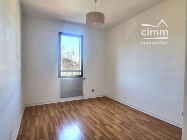 T3 meublé lumineux avec balcon et garage – Eybens
