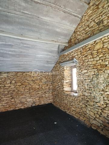 Maison en pierre de 151 m²