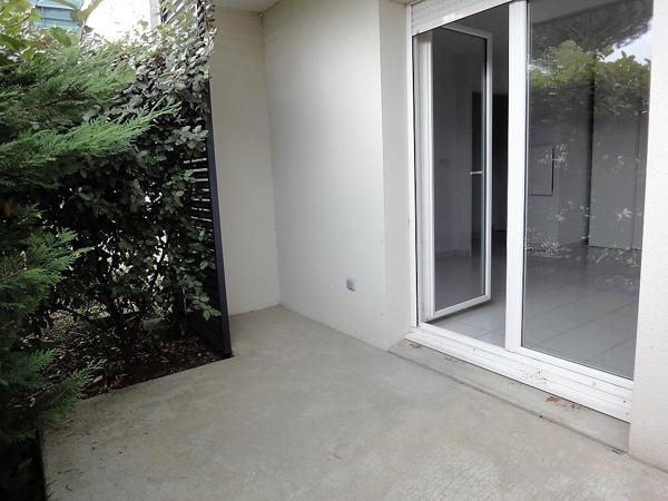 Appartement T2 de 37m² Aucamville 542 euros cc 2 places de parking