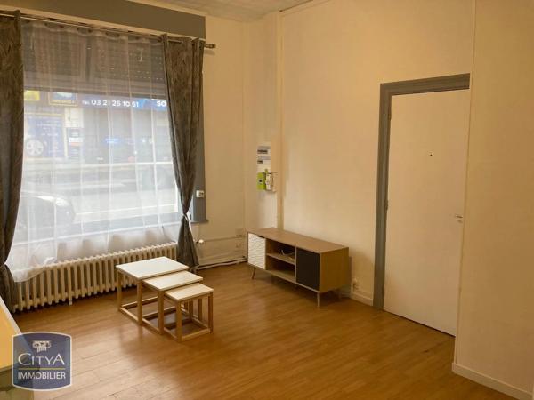 Appartement à louer 1 pièce 37m² Béthune (62400)