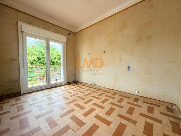 Maison à réinventer – 3 chambres, garage et terrain 420 m²