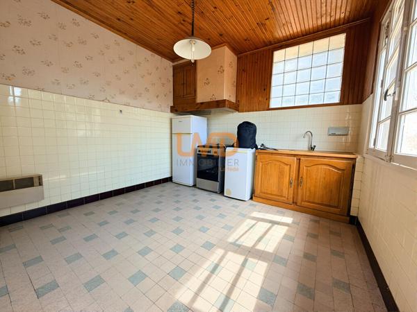 Maison à réinventer – 3 chambres, garage et terrain 420 m²