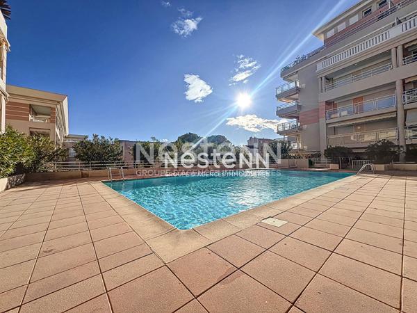 Studio - 22m² - Bord de mer - Terrasse - Piscine - Garage - Meublé