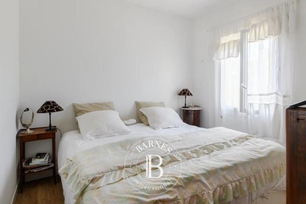 Sanary-sur-Mer, Maison 5 Chambres -  174 m² à vendre