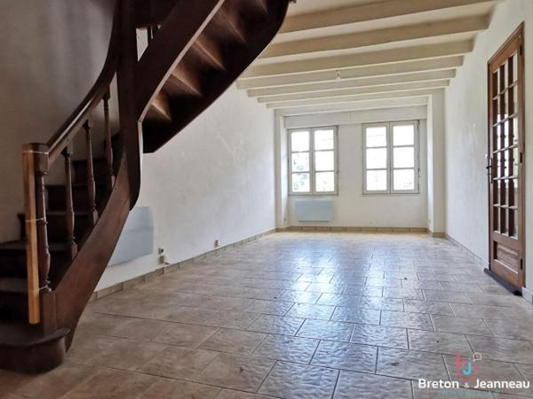 Maison de bourg secteur Bais