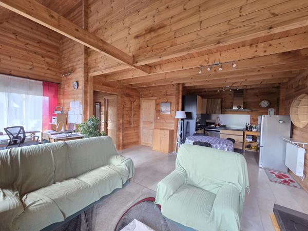 A VENDRE MAISON EN BOIS 3 CHAMBRES ROHAN (56)