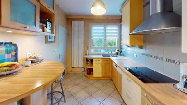 Maison VILLEBON-SUR-YVETTE 8 pièces 135.96 m²