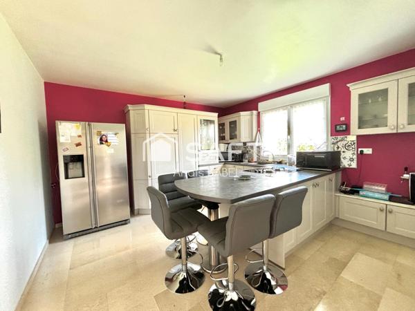 Maison -  4 pièces - 156m2