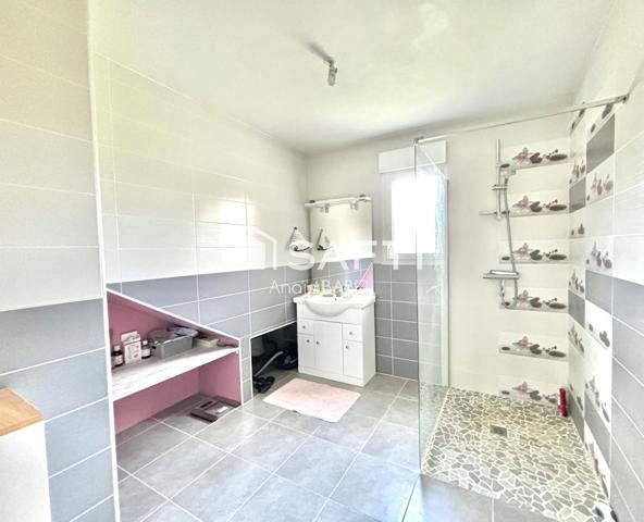 Maison -  4 pièces - 156m2