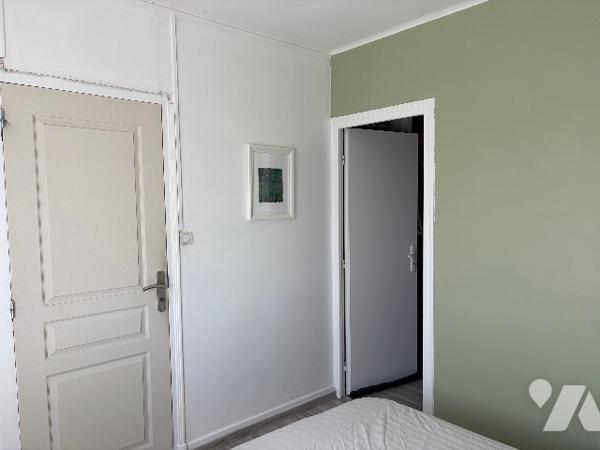 Maison de ville proche centre ville et gare sur une parcelle de 437 m²
NOUVEAUTÉ EN EXCLUSIVITÉ !!