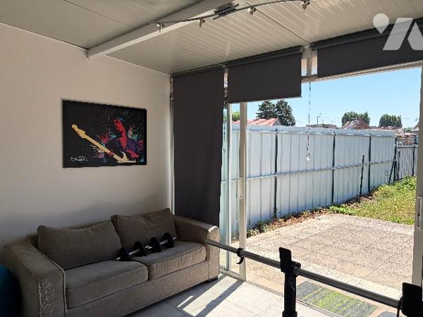 Maison de ville proche centre ville et gare sur une parcelle de 437 m²
NOUVEAUTÉ EN EXCLUSIVITÉ !!