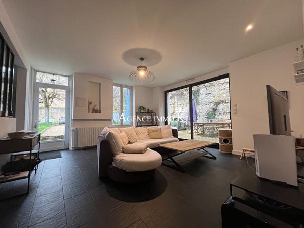 POITIERS MAISON T8 -10mns A PIEDS DU CENTRE VILLE! , Poitiers