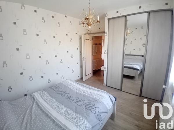 Maison 5 pièces de 155 m² à Montsalvy (15120)