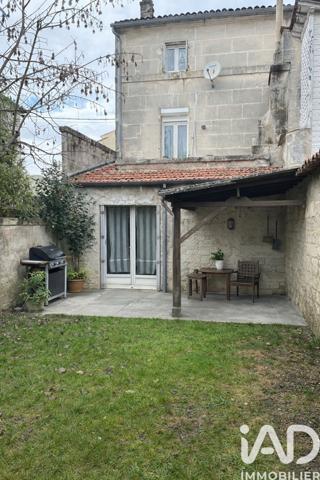 Immeuble à vendre 126 m² Cognac