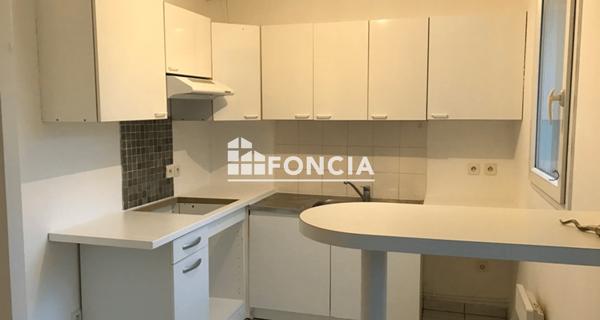 Location Appartement 2 pièces 45.44 m² - Combs-la-ville 77380