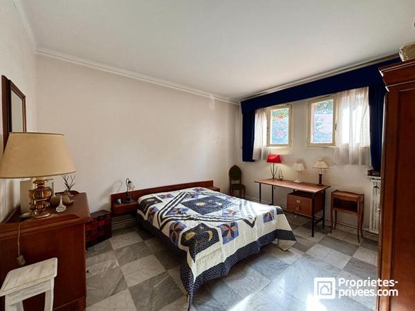Appartement spacieux avec terrasse et parking, quartier Saint-François - Grasse