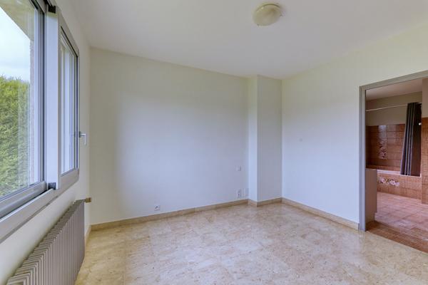 Gesté, maison 232 m2 avec géothermie, grand confort.