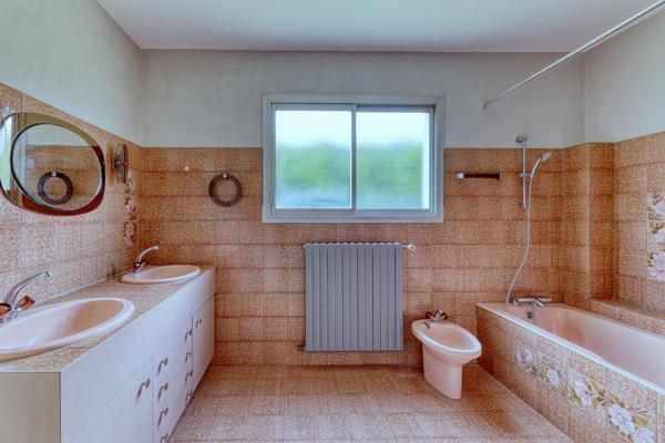 Gesté, maison 232 m2 avec géothermie, grand confort.