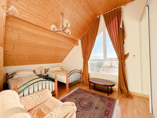 Crozet (01170) Maison 7 Pièces 205 m2