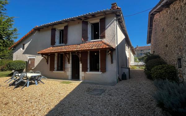 Maison à vendre    4 pièces • 150 m2 Videix