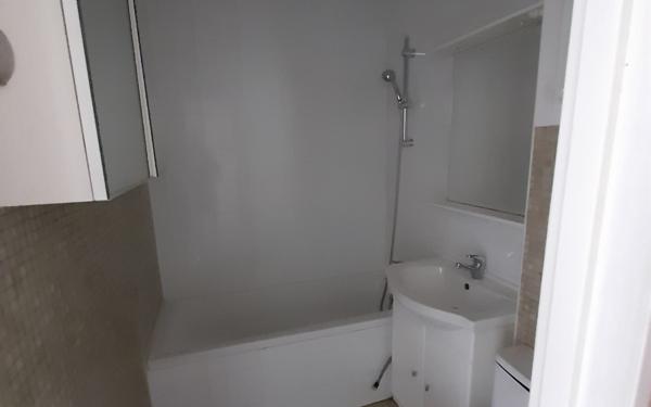 Appartement à vendre    1 pièce • 26,05 m2 Paris 14