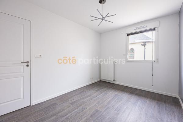 Vente
                Appartement64 m² - 3 Pièces -
                    SAINT LEGER LES VIGNES (44710)