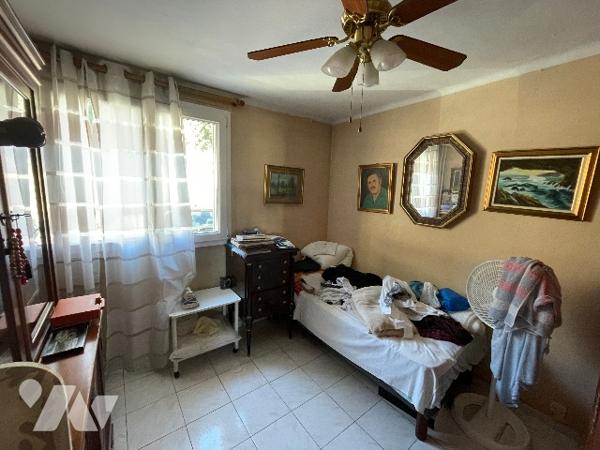 T3 MARSEILLE 13006 VAUBAN REZ-DE-CHAUSSEE  62M²