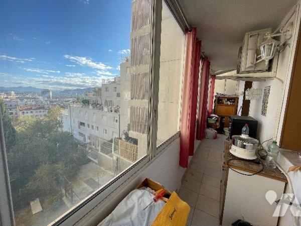 T3 MARSEILLE 13006 VAUBAN REZ-DE-CHAUSSEE  62M²