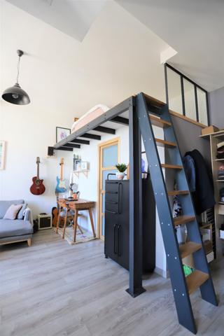 44000 NANTES NANTES HYPER CENTRE - Studio meublé de 35 m²