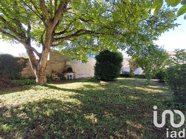 Maison à vendre 4 pièces 70 m² Saint-Jean-d'Angély