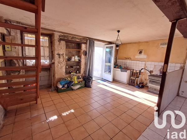 Maison à vendre 4 pièces 70 m² Saint-Jean-d'Angély