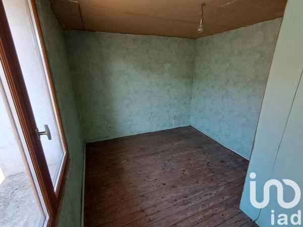 Maison à vendre 4 pièces 70 m² Saint-Jean-d'Angély