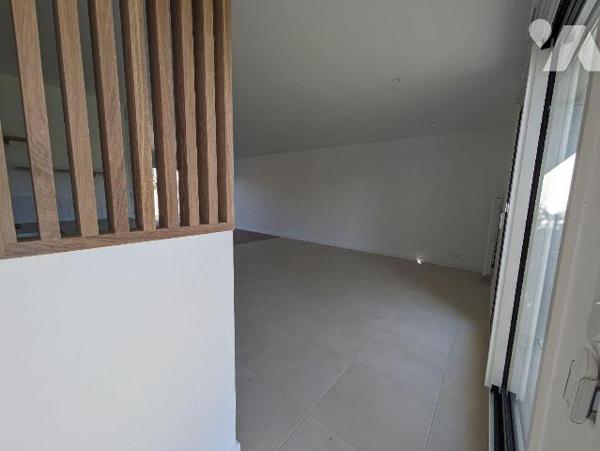 EXCLUSIVITÉ - LES HERBIERS - Découvrez ce plain-pied refait à neuf en 2025 à proximité immédiat...