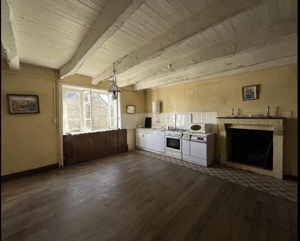 Maison à vendre |  Brasparts |  10 pièces | 200 m²