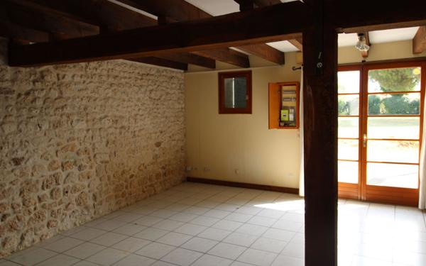 Maison à louer    3 pièces •  Saujon