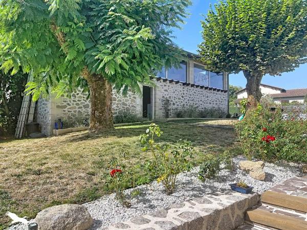 Maison à vendre 379 080 € Piégut-Pluviers 6 p 172 m² DPE C