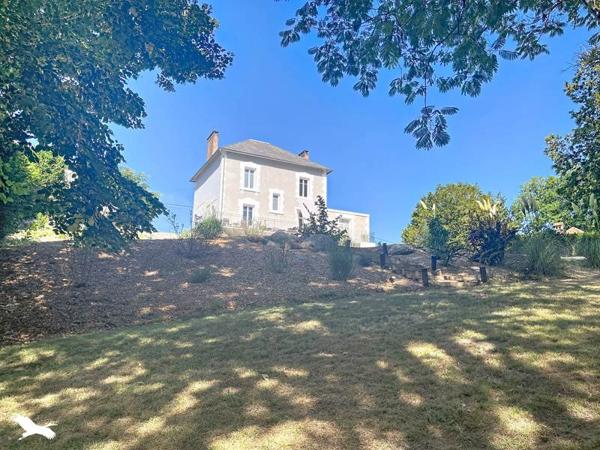 Maison à vendre 379 080 € Piégut-Pluviers 6 p 172 m² DPE C
