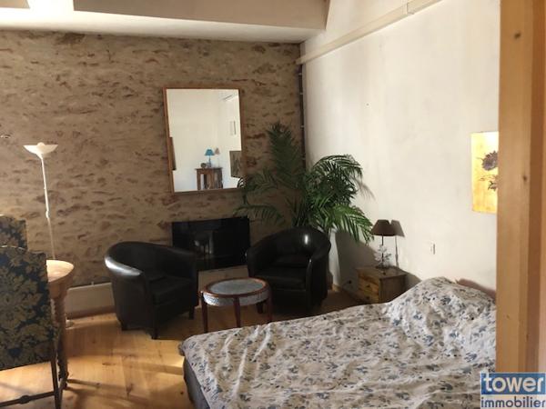 Maison en pierre de 165 m² secteur Rgnac